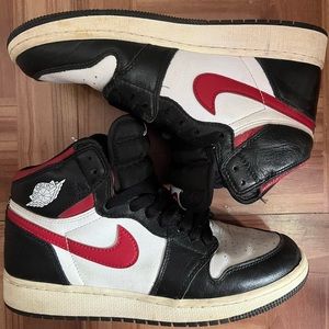 Nike Air Jordan 1 “Gym Red”